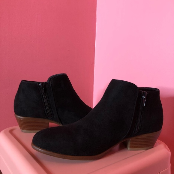 Wild Diva Shoes - Ankle Booties